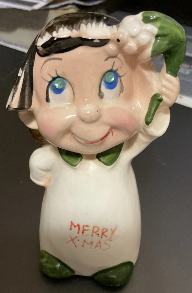 A Christmas pepper shaker and a Christmas tree with a face it is clear plastic - Image 3 of 4