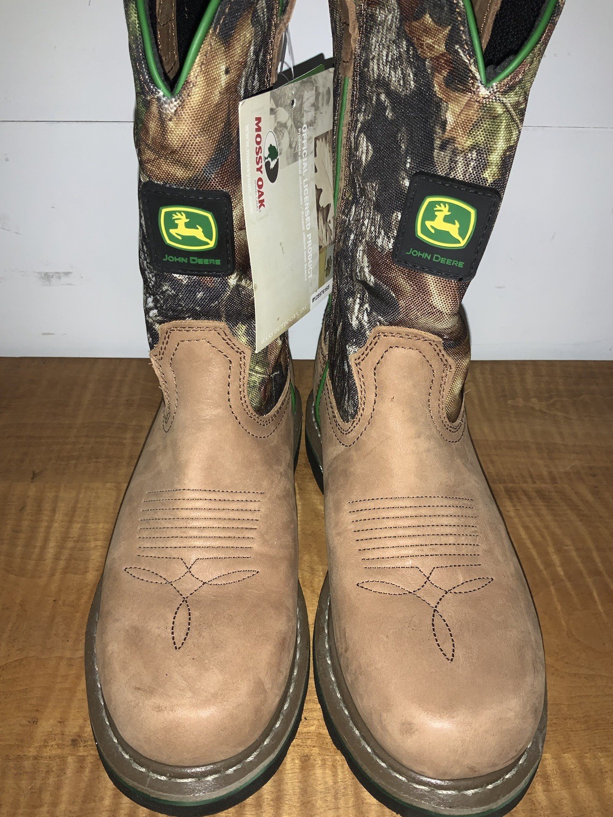 Dan Post, John Deere, Men’s Boot 7.5M, Mossy Oak Camouflage, Damaged image 3
