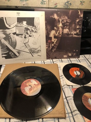 Led Zeppelin In Through The Out Door Swan Song 16002 w/paper bag House song lot.