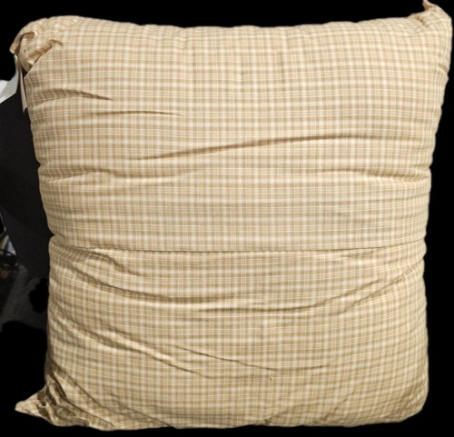 Pillow - Picture 5 of 5