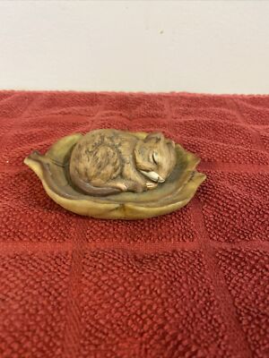 HOUSE OF GLOBAL ART HAND PAINTED JAPAN SLEEPING BABY CHIPMONK ON LEAF
