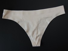 NEW Victoria's Secret VTG 2015 / 2016 Silky Glossy Thong Panties MEDIUM