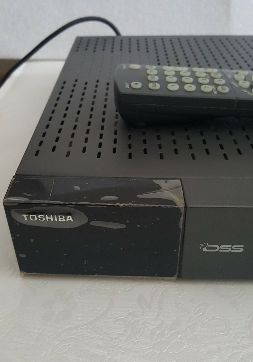 TOSHIBA Digital Satellite Receiver TSR 101 DSS Digital Satellit
