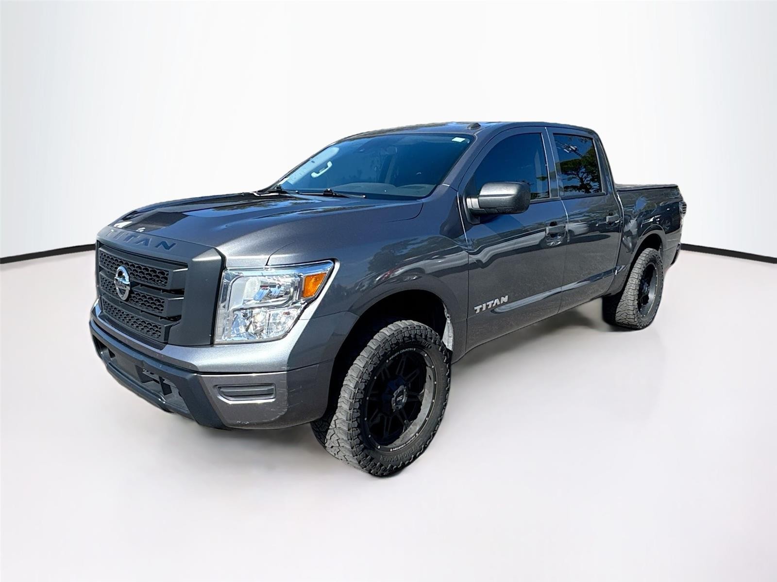 2021 Nissan TITAN S