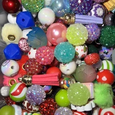 Lot of 150 Assorted Beads Spacers DIY Beadable Pens Badges Makeup 