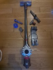 Dyson V8 Animal Vacuum Reconditioned New Battery 