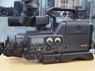 Sony CCD-V6000E Professional Hi8 Video Camera Spares or Repair, St no u18322