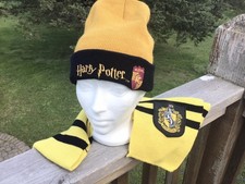 Wizarding World of Harry Potter Hufflepuff Scarf  Gryffindor Cap Hat