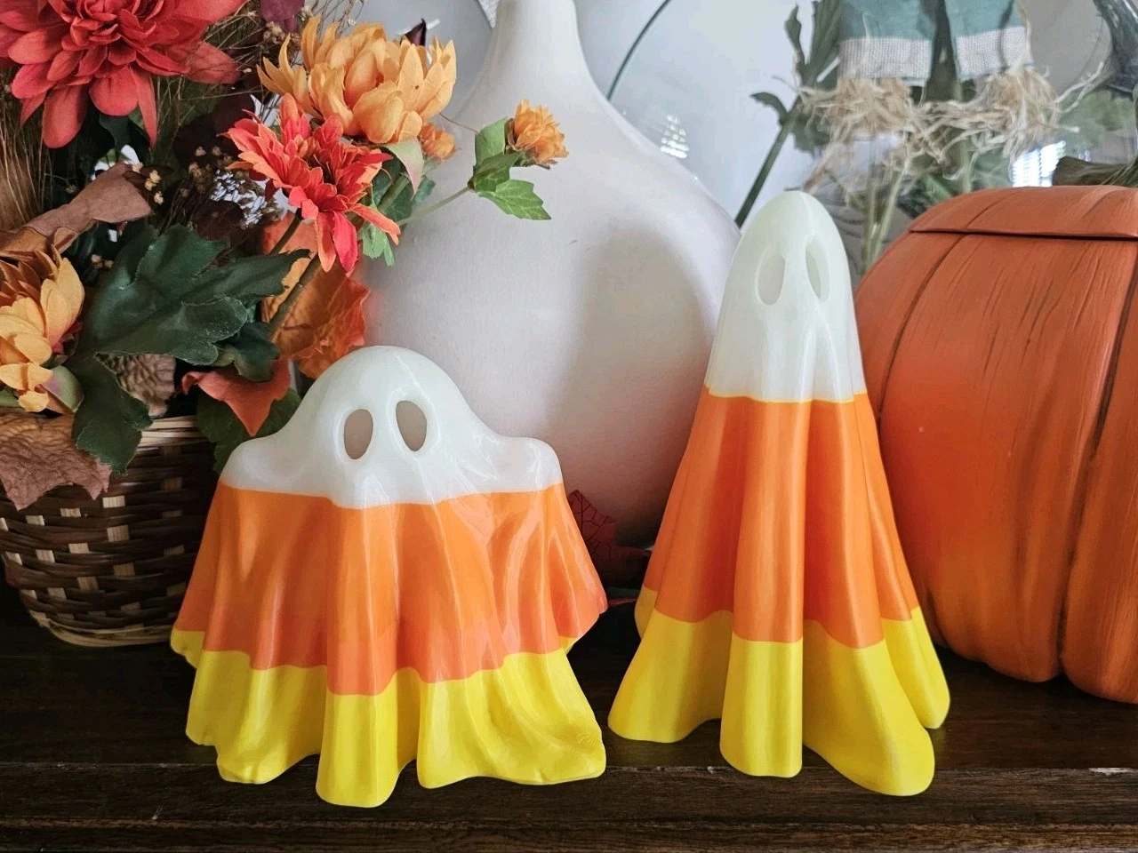 Halloween decorations indoor Ghosts - Candy Corn colored Ghost Figurine (1 Pair)