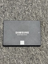Samsung 870 EVO SATA III 2,5 Zoll Interne SSD (MZ-77E1T0) 1TB (Ohne Packung)