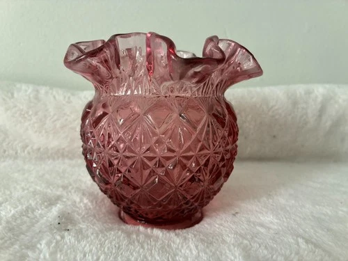 Vintage Fenton Dusty Rose Ruffle Edge Glass Vase Pink