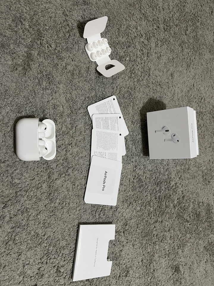 Apple AirPods (3rd generation), foto 4 di 4