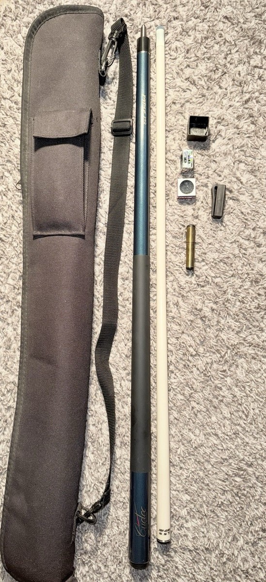Cuetec Tru-Glide S.S.T Earl Strickland Two-Piece Billiard Cue 19.2