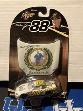 2004 Winners Circle 1:64 Dale Jarrett #88 UPS / Arnold Palmer with Hood