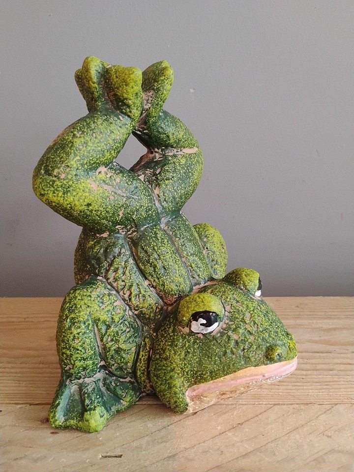 Frog Pottery Garden Statue Ornament Sculpture Figure Green Yoga