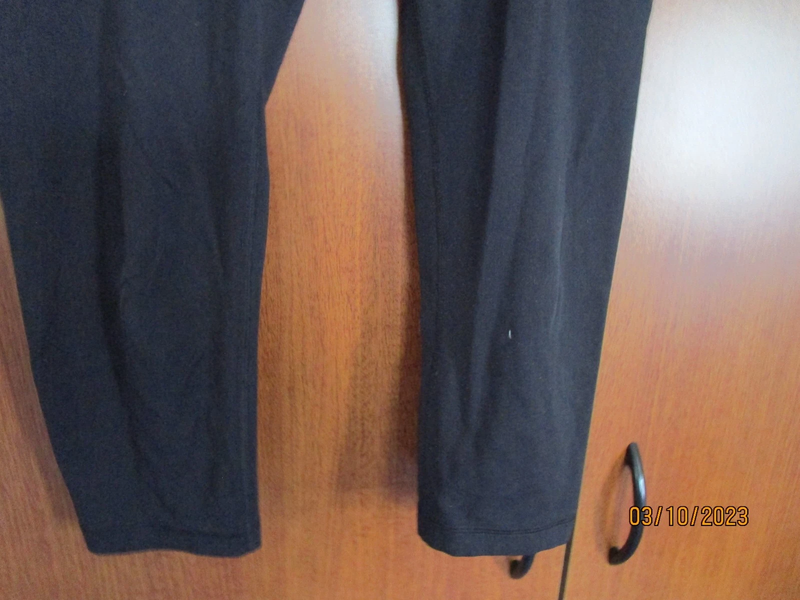 yogalicious poly spandex waist 26 inseam 22 leggings