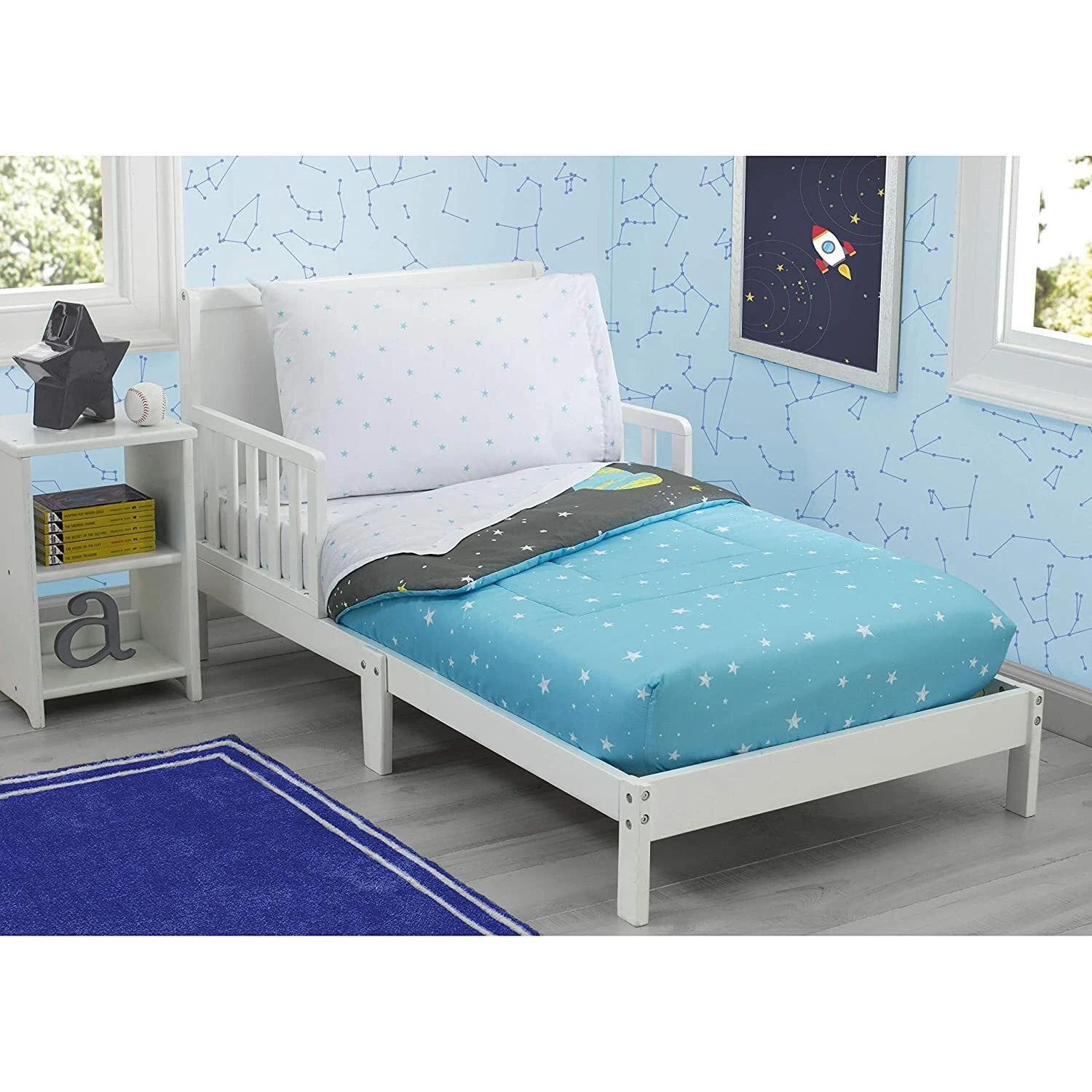 Delta Children Toddler Bedding Set Galaxy Outer Space Fitted Sheet & Comforter