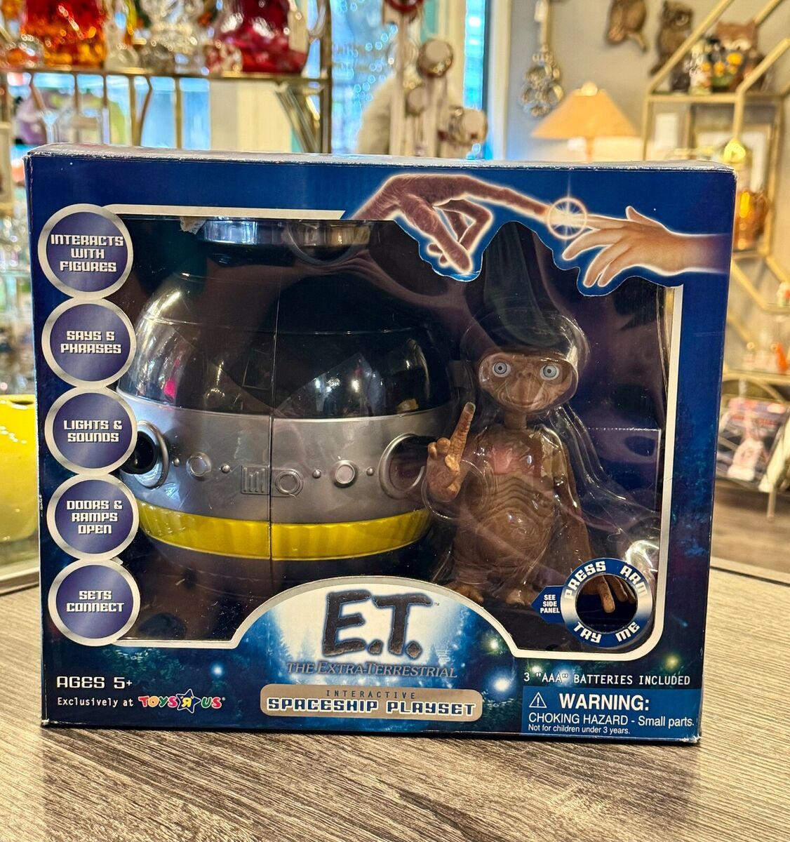 2001 E. T. The Extra Terrestrial Interactive Spaceship 2001 E. T. The Extra Terrestrial Interactive Spaceship