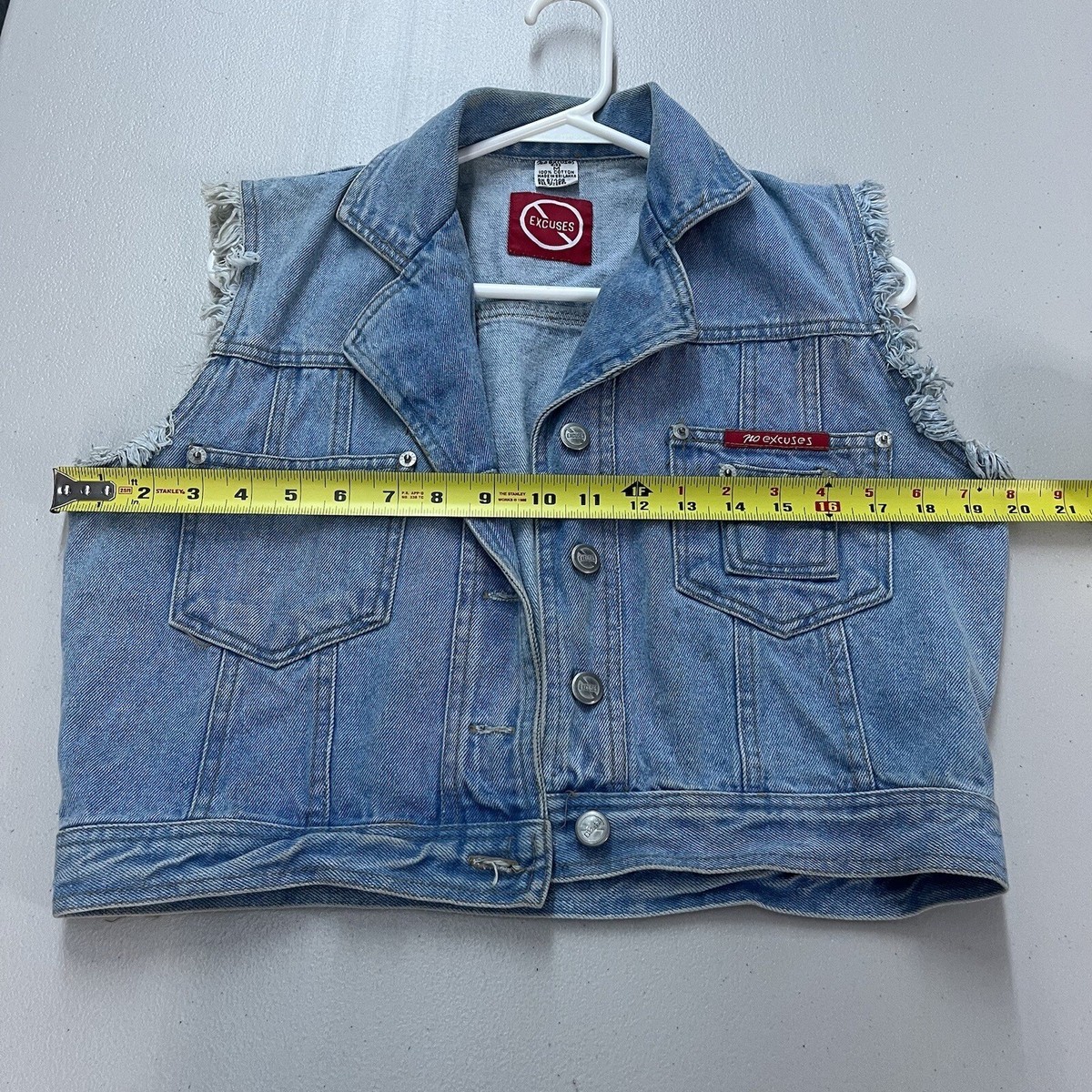 Vtg 2000s Y2K NO EXCUSES Light Wash Sleeveless Distressed