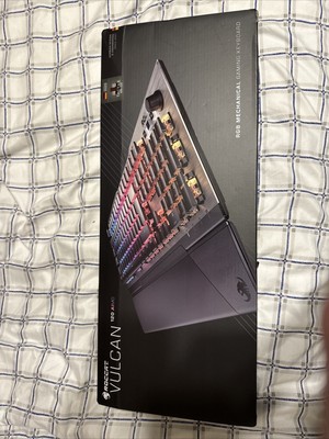 ROCCAT Vulcan 120 Aimo (ROC-12-440-BN) Wired Keyboard (German Keys)