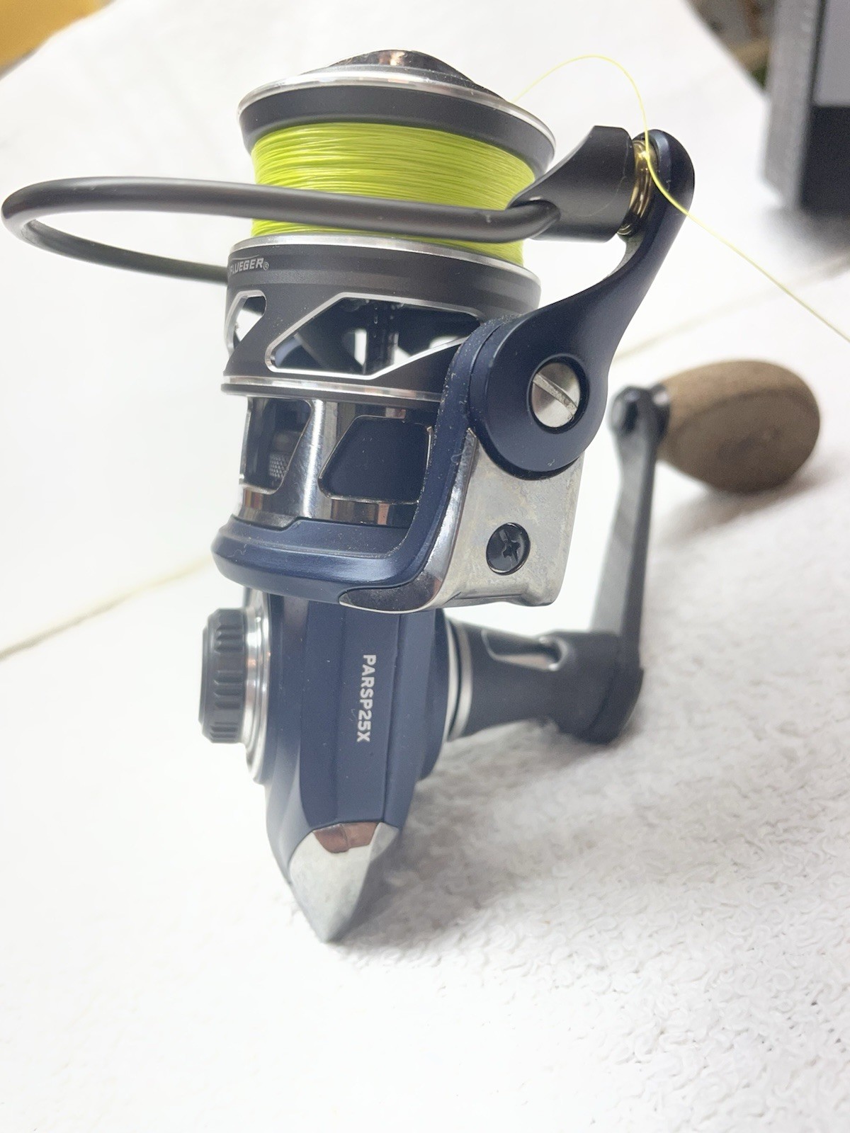 pflueger patriarch spinning reel PARSP25X