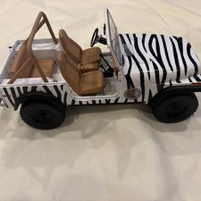 GREENLIGHT 1976 JEEP CJ-7 ACE VENTURA 1/18 Read Missing Spare Tire See Pictures