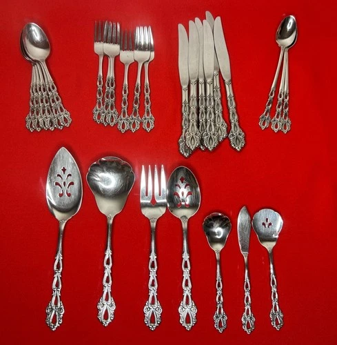 Oneida Community Chandelier Stainless Flatware Silverware 28 Pieces