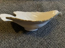 Lenox Dove Dish Ivory with Gold Trim - Nut / Candy Dish...with Box !!!