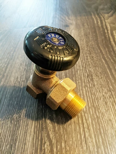 PROFLO 3/4" Hot Water Angle Valve PF437F - Picture 1 of 5