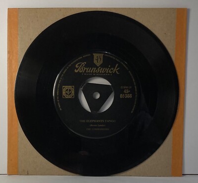 The Commanders The Elephants Tango Gold Brunswick TRI 45