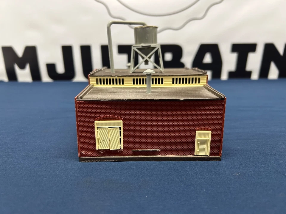 Life-Like HO Kustom Kabinet Co. Warehouse Building Red 1365 (T) - Image 4 of 4