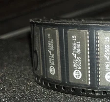 UM61L256S-15 32K X 8 High Speed Low VCC CMOS SRAM **NEW** Qty.1