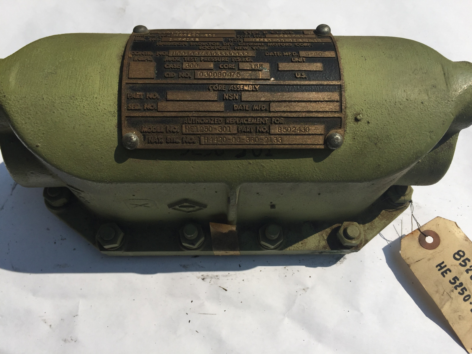 GM Harrison Radiator HEAT EXCHANGER MODEL: HE5250-301 PART # 8528750 ...