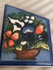 Arabia Finland ? Helja? Brooch