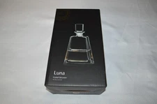 JOYJOLT GLASSWARE ~ LUNA ~ CRYSTAL DECANTER WITH STOPPER ~ 23.6 FL. OZ. ~ NEW