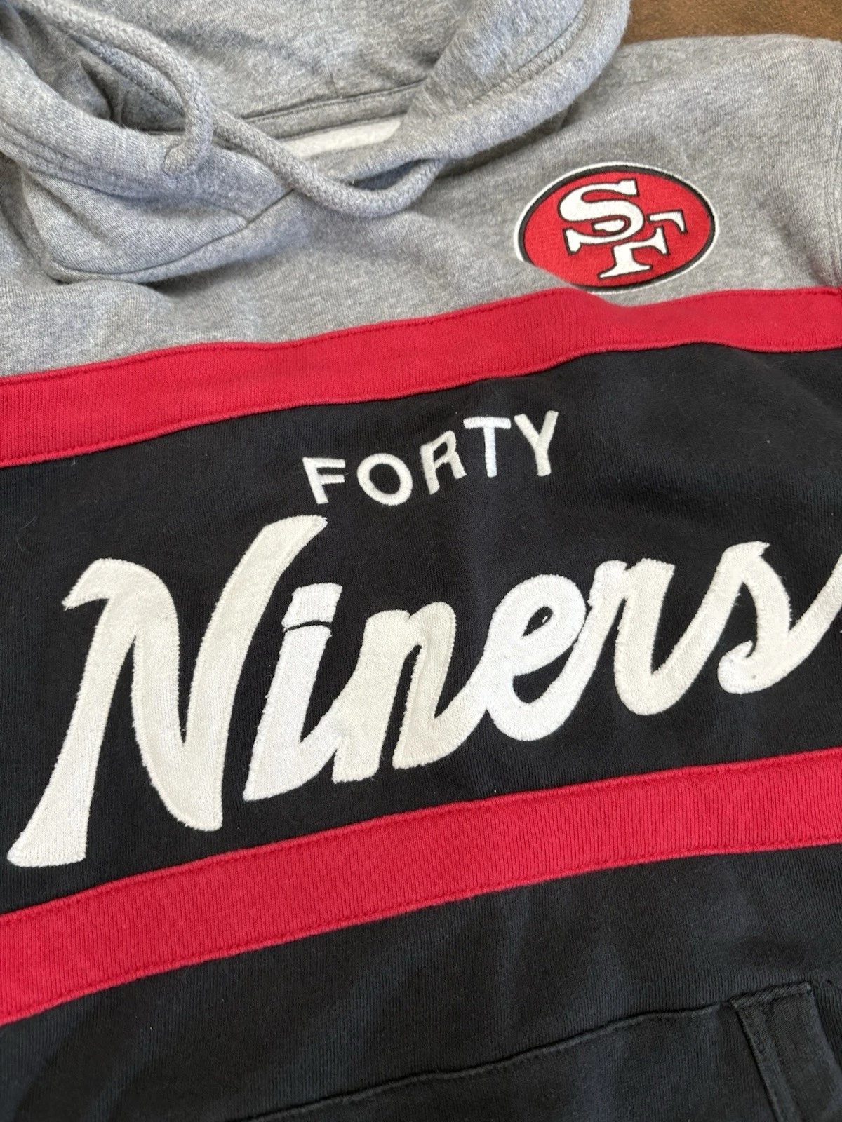 San Francisco 49ers Mitchell & Ness Forty Niners Head Coach Felpa con Cappuccio Uomo Small