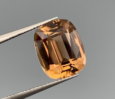 5.30ct topas step coushion cut from pakistan