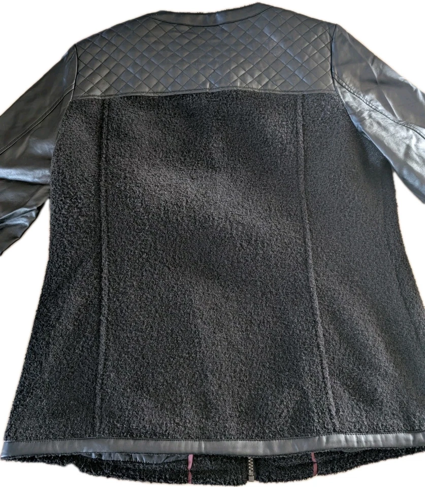 WEATHER TAMER Fleece & Faux Leather Zip Jacket Warm Great Condition Size M - Image 2 of 4