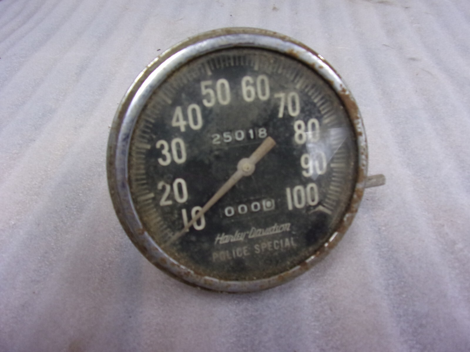 HARLEY DAVIDSON POLICE SPECIAL SPEEDOMETER SIMILAR TO PANHEAD