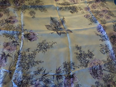 Lot De 2 Foulards Vintage En Soie Et Crépe De Soie - Multicouleur - France - Occasion Très Bon état