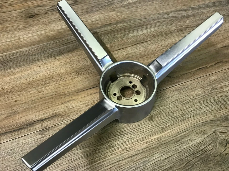 Pontiac Beaumont 1968 68 usado GM volante moldura raro OEM Foto 2 de 3