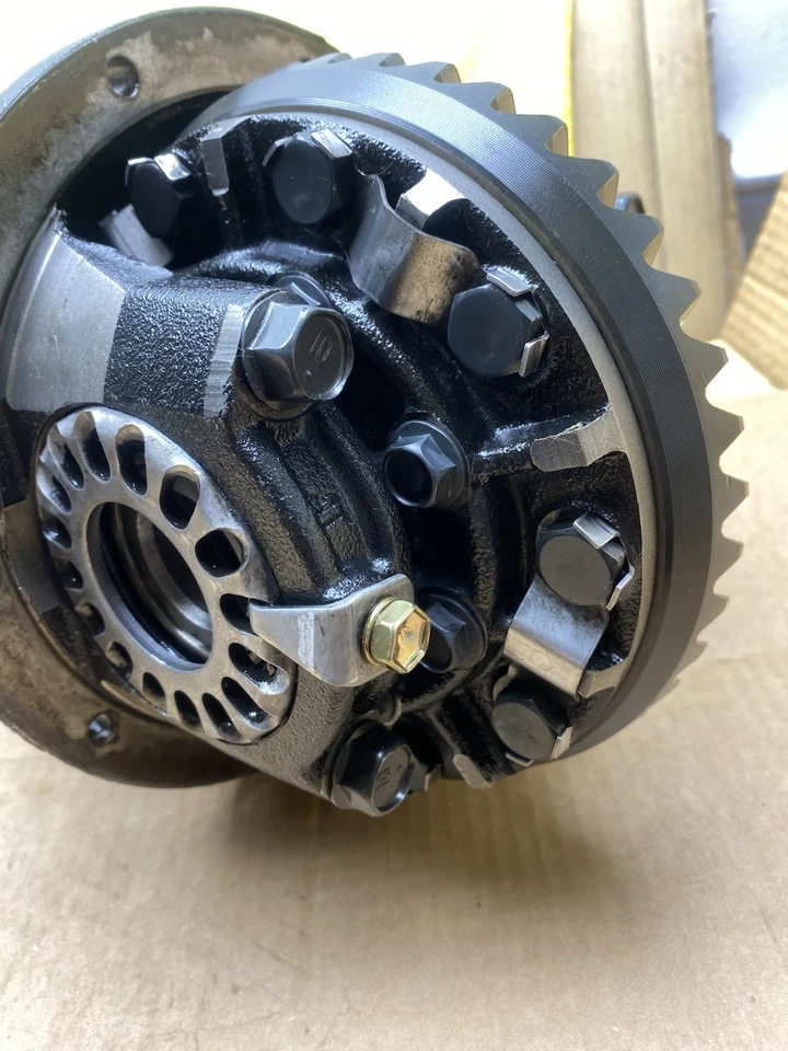 ✅️2003-2009 TOYOTA 4RUNNER FJ CRUISER LEXUS GX470 3.91 REAR DIFFERENTIAL CARRIER - Image 2 of 4