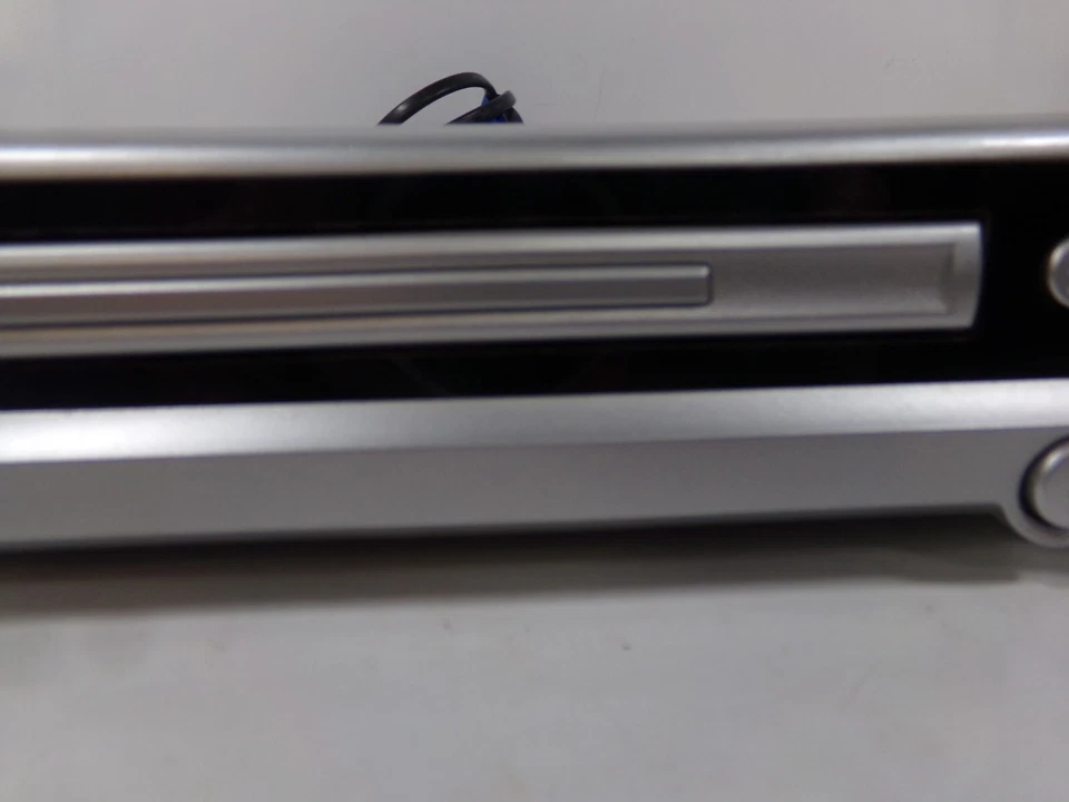 KOSS KS4110 Home Theater Digital DVD/MP3/CD/VCD Player 300w No Remote - Image 4 of 4