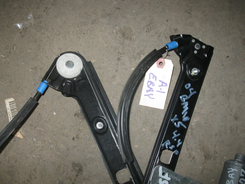 2000-2006 BMW X5 RH RIGHT DRIVER FRONT DOOR POWER WINDOW REGULATOR w MOTOR OEM - Image 4 of 4
