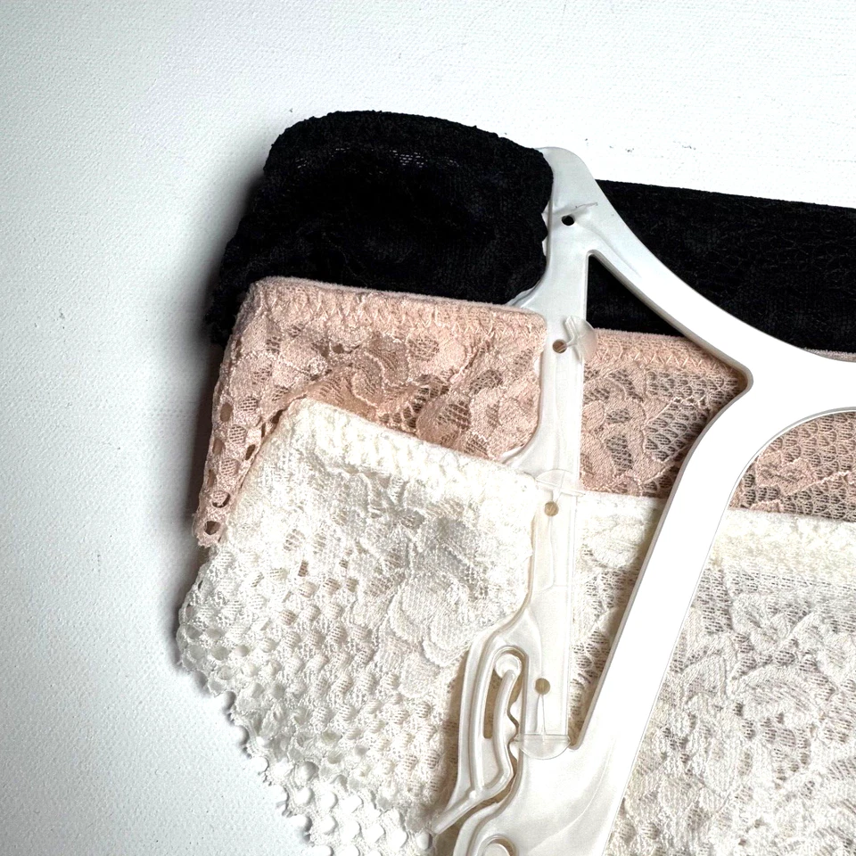 Jessica Simpson Initimates Women 3 Pack Lace Brazilian Tanga Fit Panies Size M - Image 2 of 4