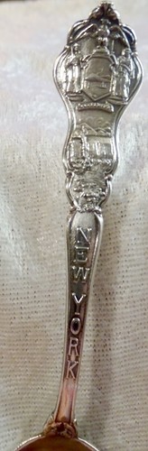 Thousand Islands N.Y. Sterling 5" Souvenir Spoon .53 ounce - Picture 2 of 4
