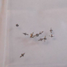 11 ELGIN SIZE BALANCE STAFFS 675 - 6230 PIVOT: 7 NOS --BB-1140