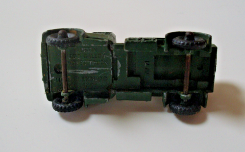 1959 Matchbox by Lesney #71 Austin 200 Gallon water truck - Picture 6 of 6