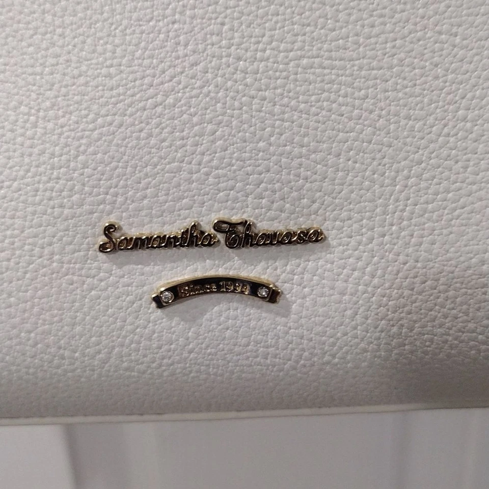 Samantha Thavasa Off-White Leather Tote Shoulder Bag - Magnetic Snap handbag - Image 2 of 4