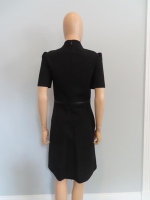 GUCCI★素敵！Black/Gold Horsebit Detail Short Sleeve Dress NWT GUCCI Black/Gold Horsebit Detail Short Sleeve Dress Size